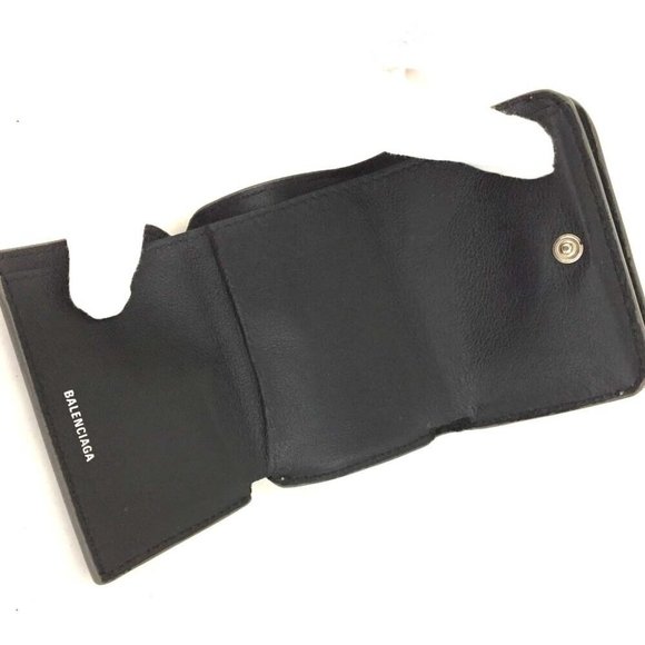 Balenciaga Gold Leather Wallet with Two Compartments and Snap Closure Coin Purse - Picture 4 of 7